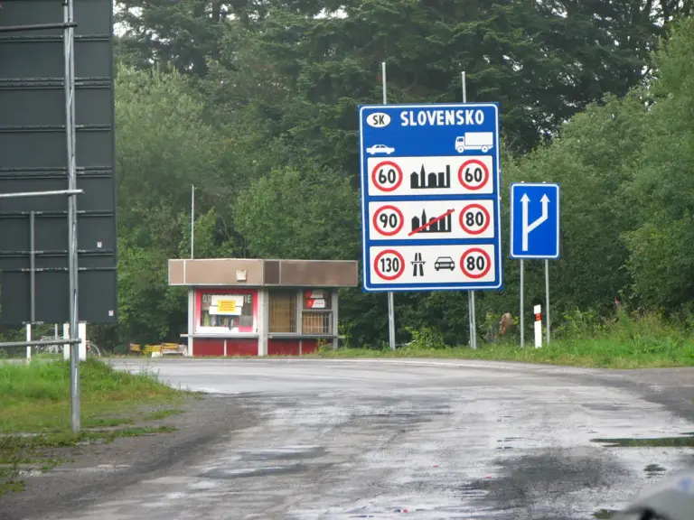 Przełęcz Tylicka – przewodnik po szlakach i atrakcjach